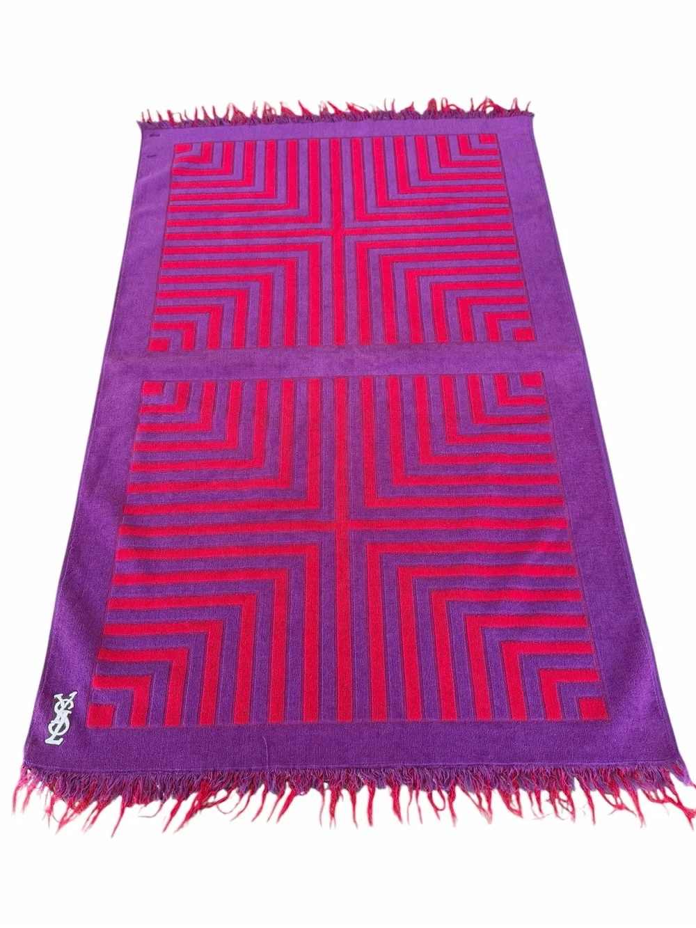 VTG Fieldcrest Yves Saint Laurent YSL Geometric Bath Towel Purple Red Fringe GUC